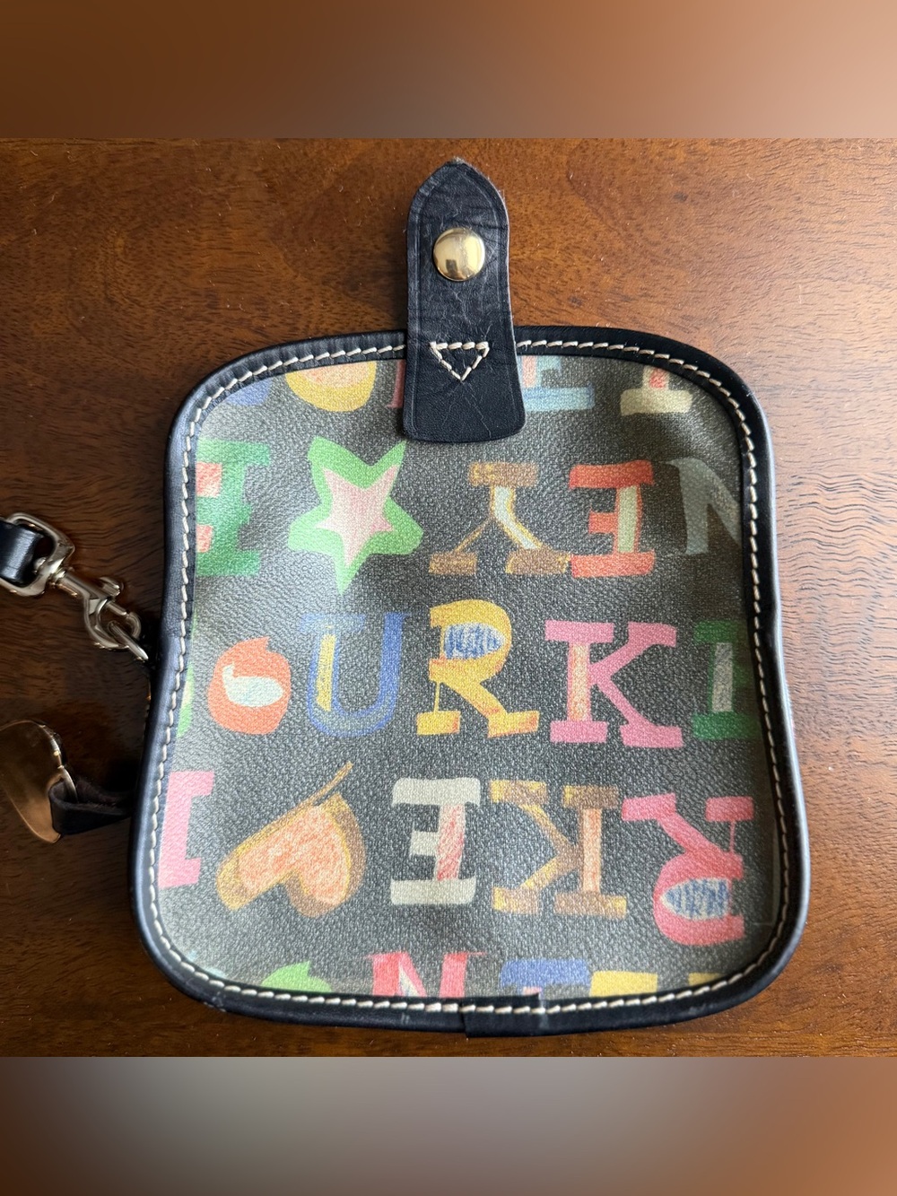 Y2K Dooney & Bourke “It Bag” Era Graffiti Doodle Wristlet - Picture 5 of 11